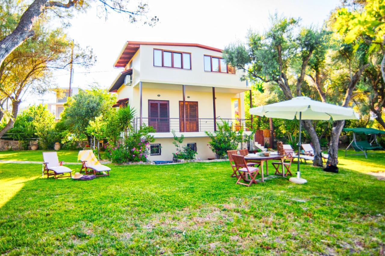 Villa Spitaki Nikiana Eksteriør billede